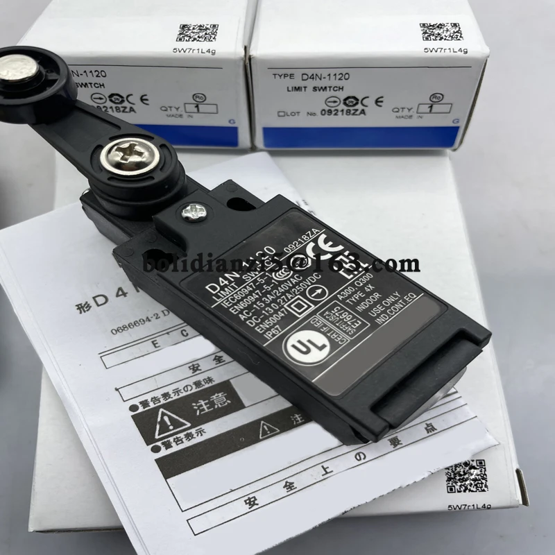 New travel switch  D4N-1162  D4N-1172  D4N-2162  D4N-4162  In stock