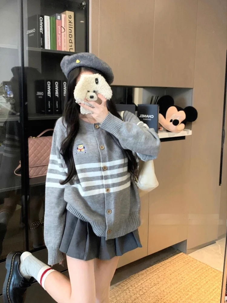 

Korean Design Embroidered Striped Color Blo Button round Ne Long Sve Knitted Sweater Women Autumn New Arrival Cute Sle