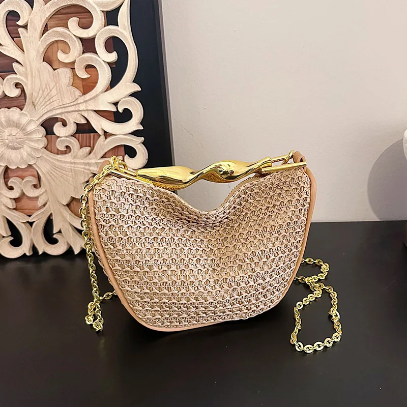 

Summer Woven Straw Bag Half Moon Knitting Shoulder Bag Fashion Travel Beach Bags for Women Handbags Clutch Purses Sling Bags NEW