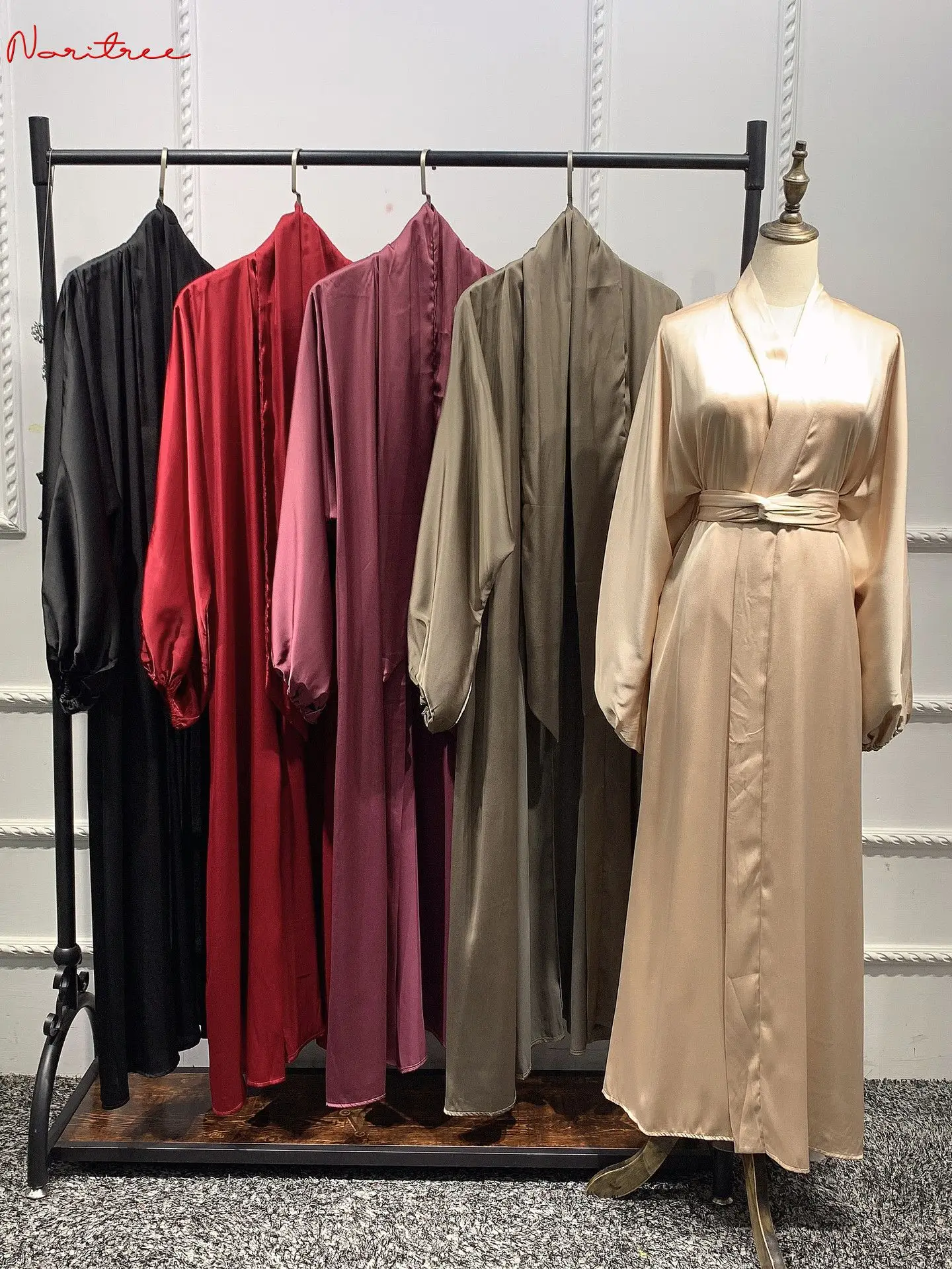 Hot Sell Simple muslim Dress Smooth Silky Elegant pure color Long Muslim Dresses Women Modest Wear Clothing EID robes WY160