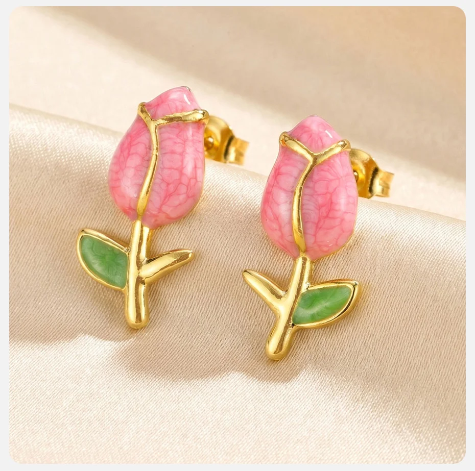 Vnox vergoldete Rosenblüten-Ohrringe für Damen, Edelstahl, niedliche rosa Emaille-Ohrstecker, französischer Stil, ästhetischer Schmuck – Detail 5