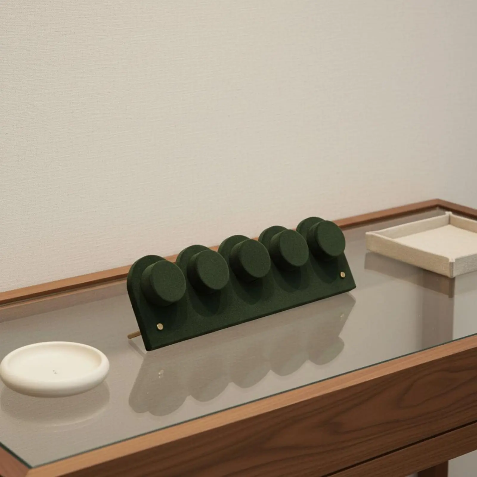 

Элегантная плюшевая подставка для украшений с 5 отделениями для браслетов, для бутиков