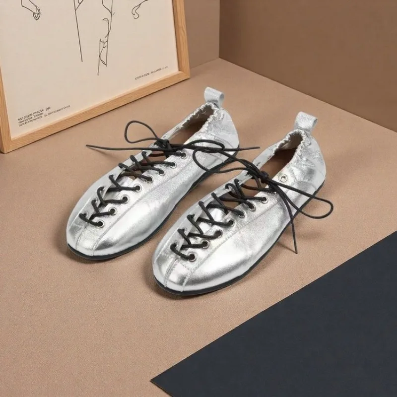 

2026 New Round Toe Casual Single Shoes Women's Retro Soft Sole Flat Cross Lace-up Ballet Shoes