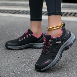 Scarpe da donna di lusso Sneaker da corsa alla moda piattaforma traspirante all'aperto moda scarpe da trekking Casual versatili nere di grandi dimensioni