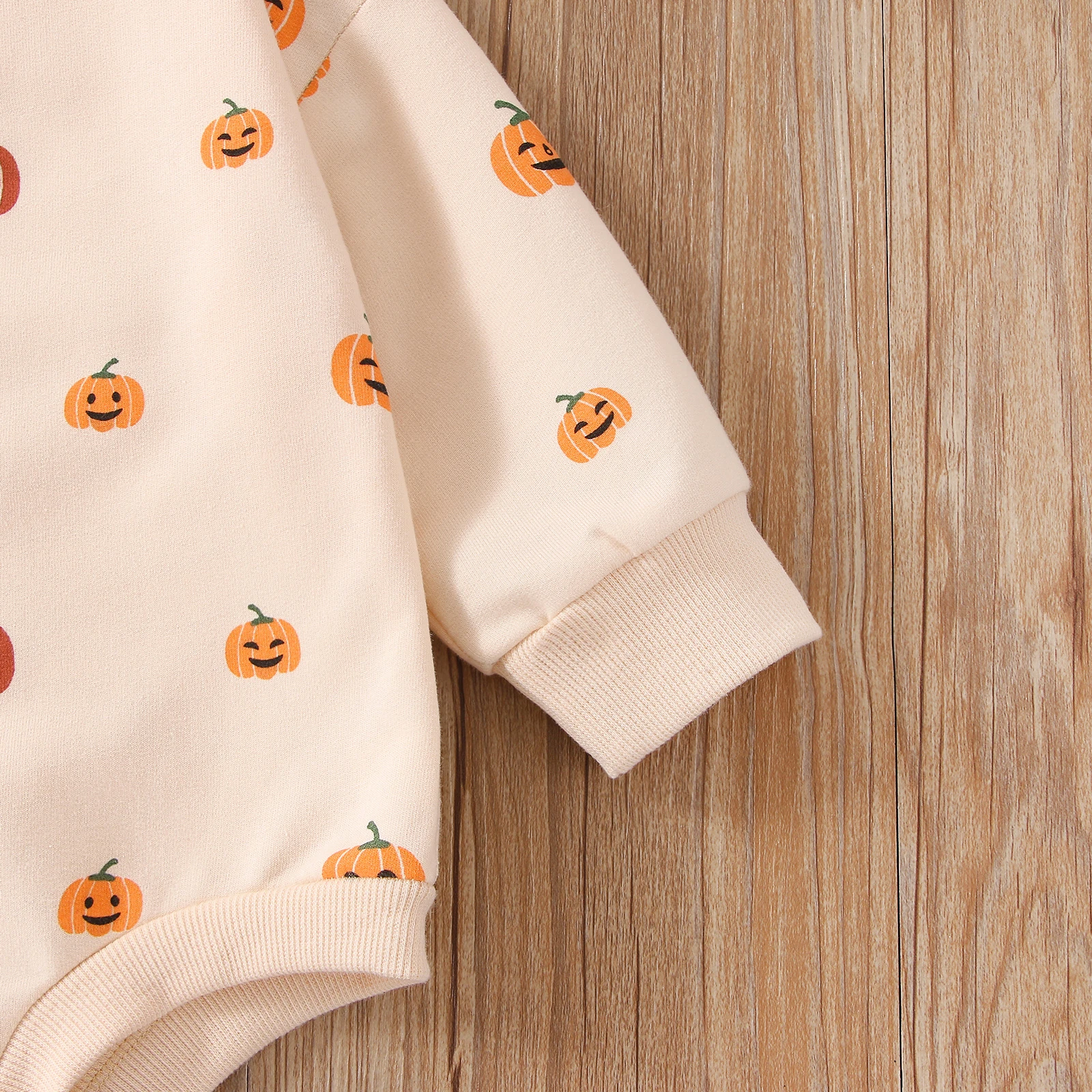 2022-07-08 Lioraitiin 0-18M Infant Baby Girl Halloween Bodysuit Long Sleeve Smiling Pumpkin Crew Neck Bottom Jumpsuit