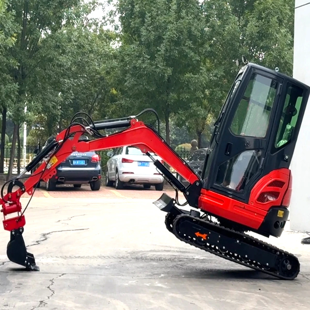 YG Free Shipping Compact Multi Function Mini Excavator For Sale 1.8ton 2ton 3.5ton Digger Escavator Machine In American
