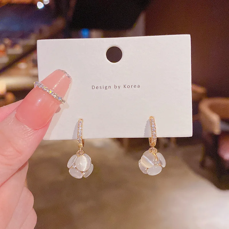 Women's Elegant Pea…