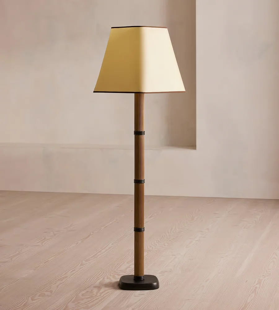 *European Living Room Oak Shade Floor Lamp Luxury Modern Custom Living Room Decor Nordic Wooden Floor Lamps