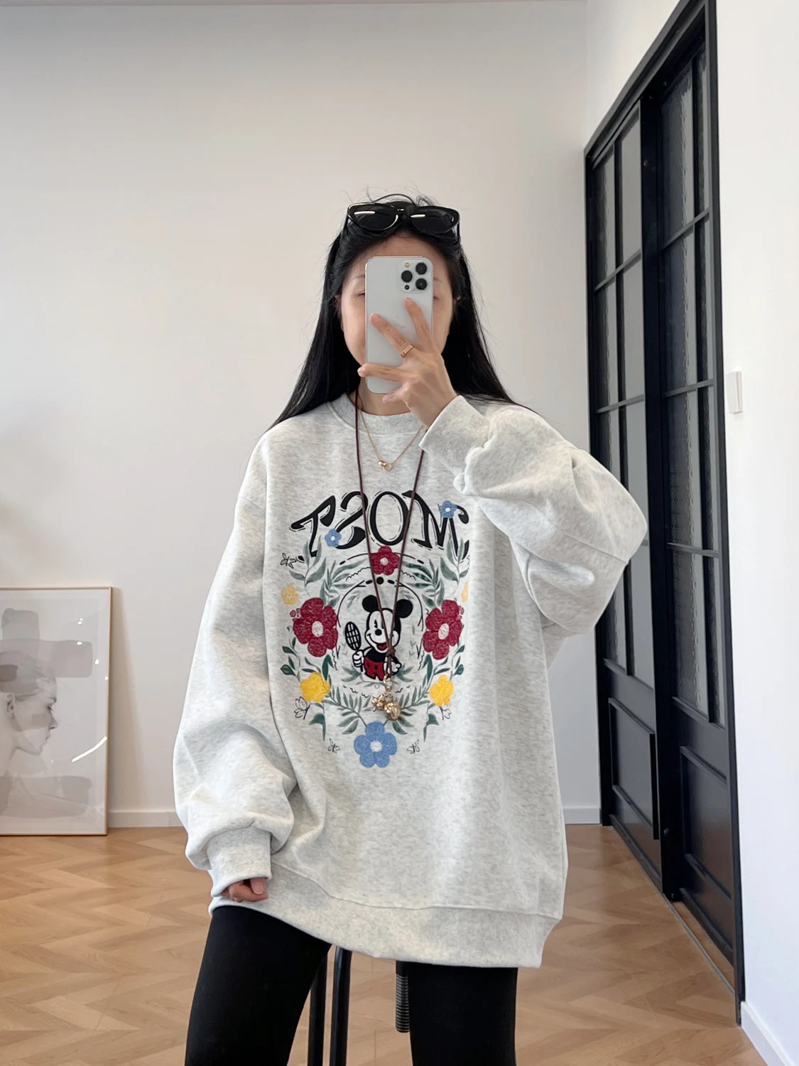 

Свободный свитшот оверсайз с длинными рукавами и круглым вырезом, средней длины, с вышивкой, для ранней весны, повседневный, молодежный, с эффектом стройности