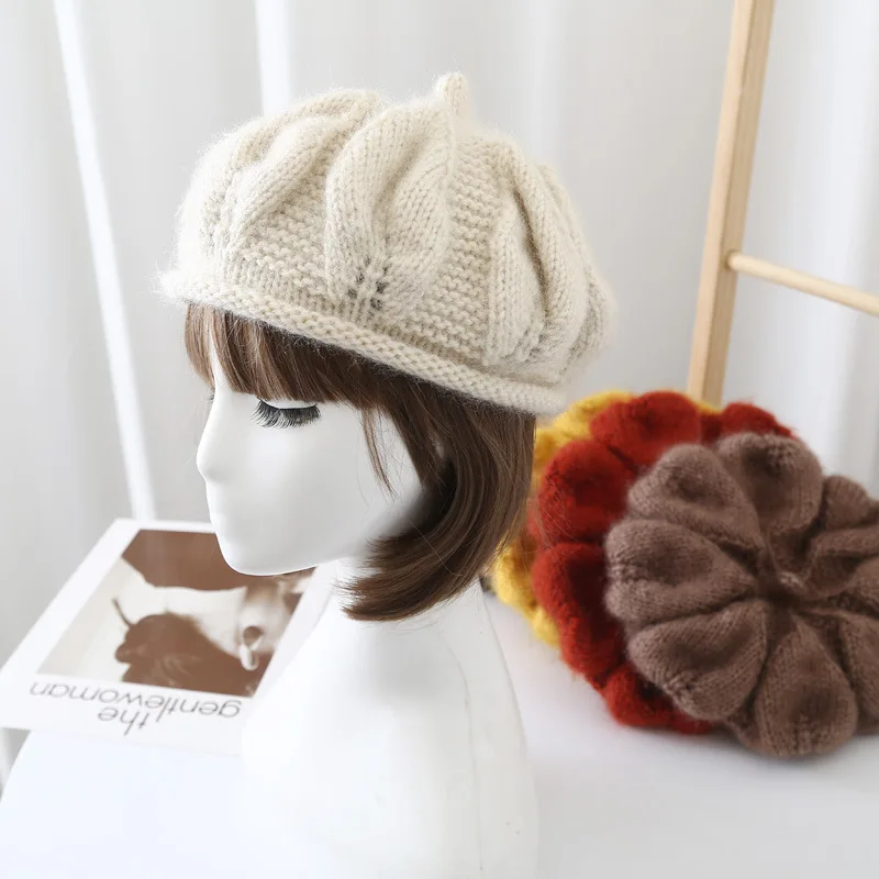 Korea women casual Floral bud crochet hat Winter thick warm beret hats Female french Pumpkin Artist cap Gorras