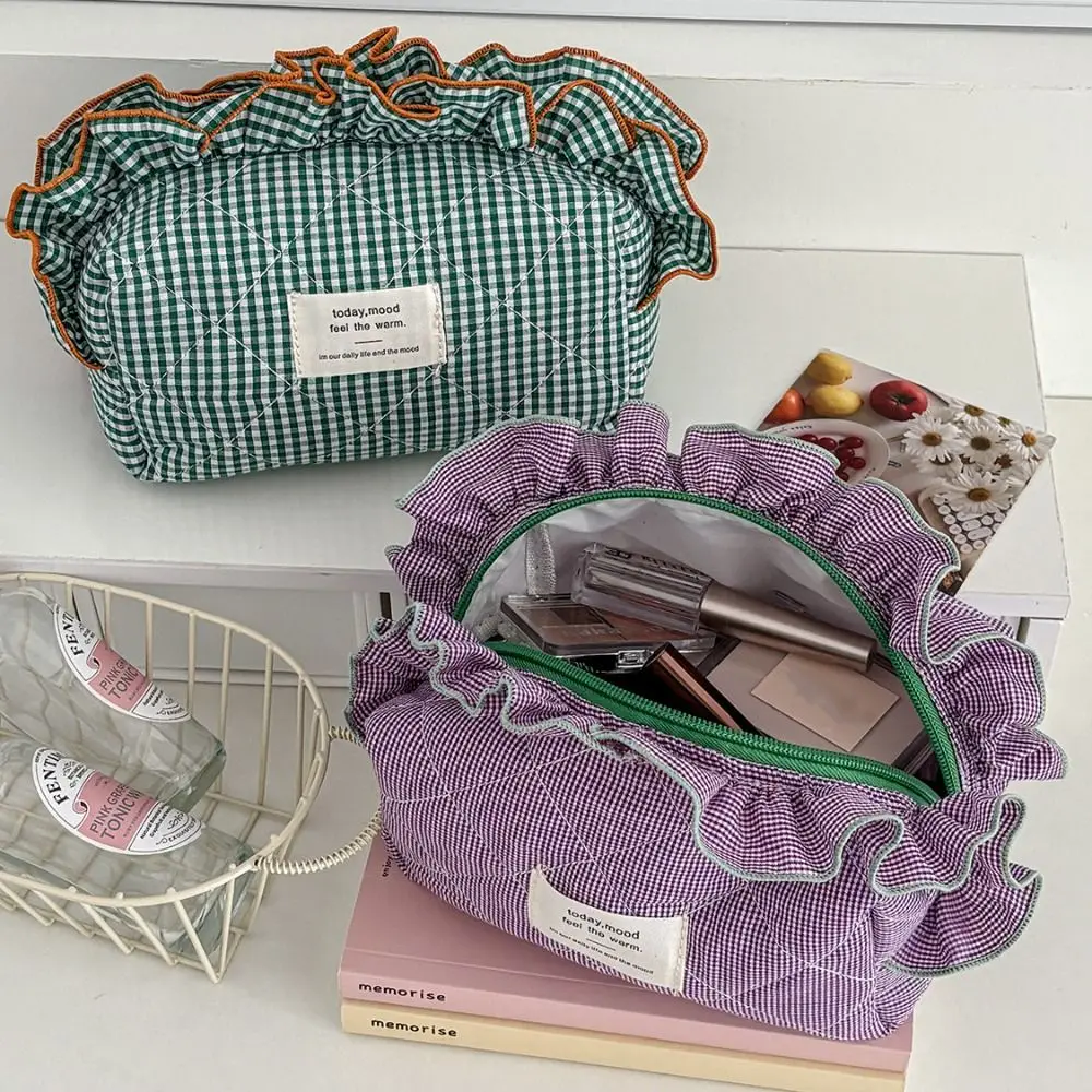 Vintage Gingham Cosmetic Makeup Bag Ruffled Edges Large Capacity Cosmetic Pouch Sweet Organizer Beauty Bags Women Travel