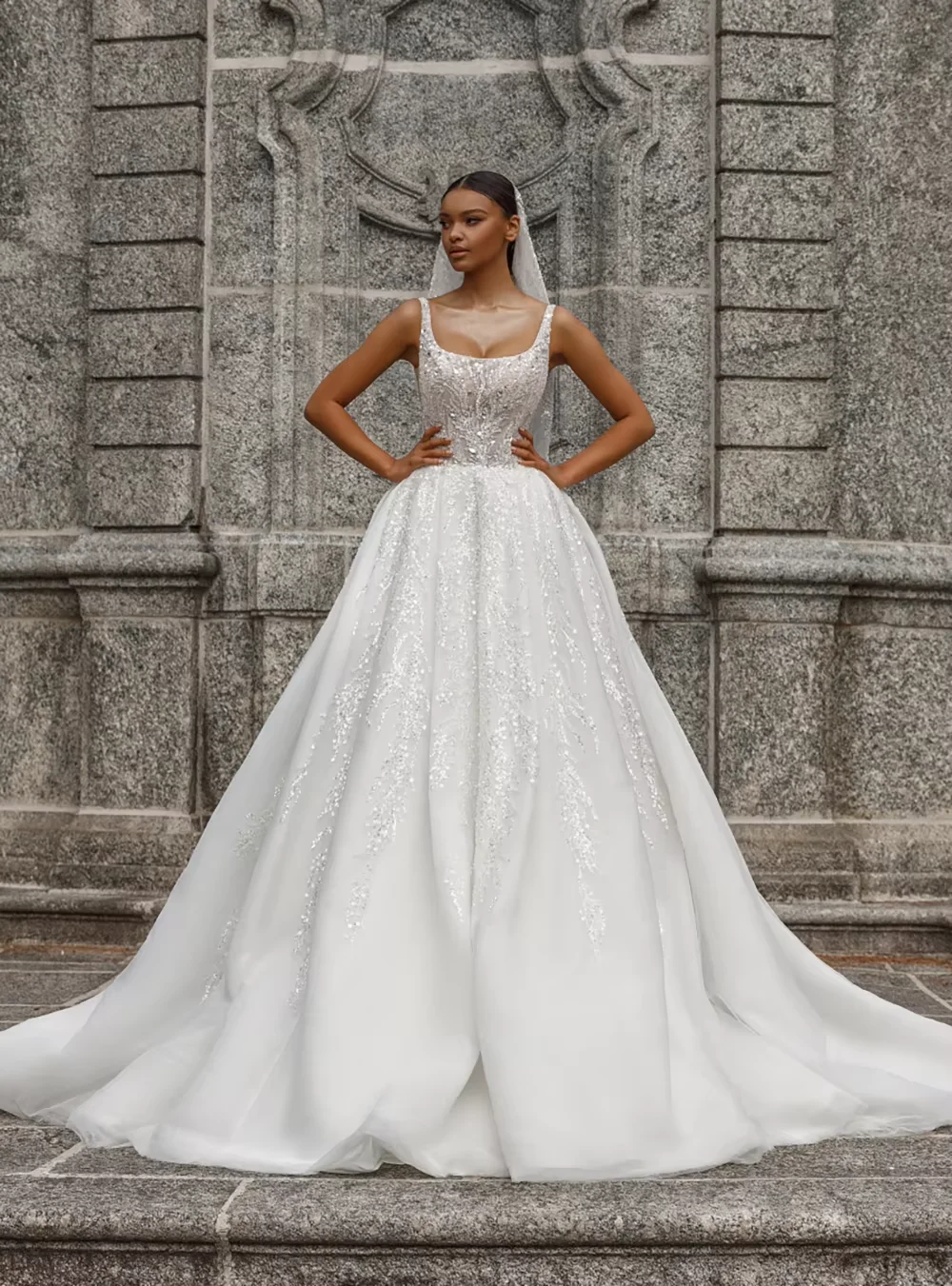 Luxurious A Line Women Wedding Dress Square Neck Sleeveless Bridal Gowns Sequins Lace Sweep Train Dress Custom Made