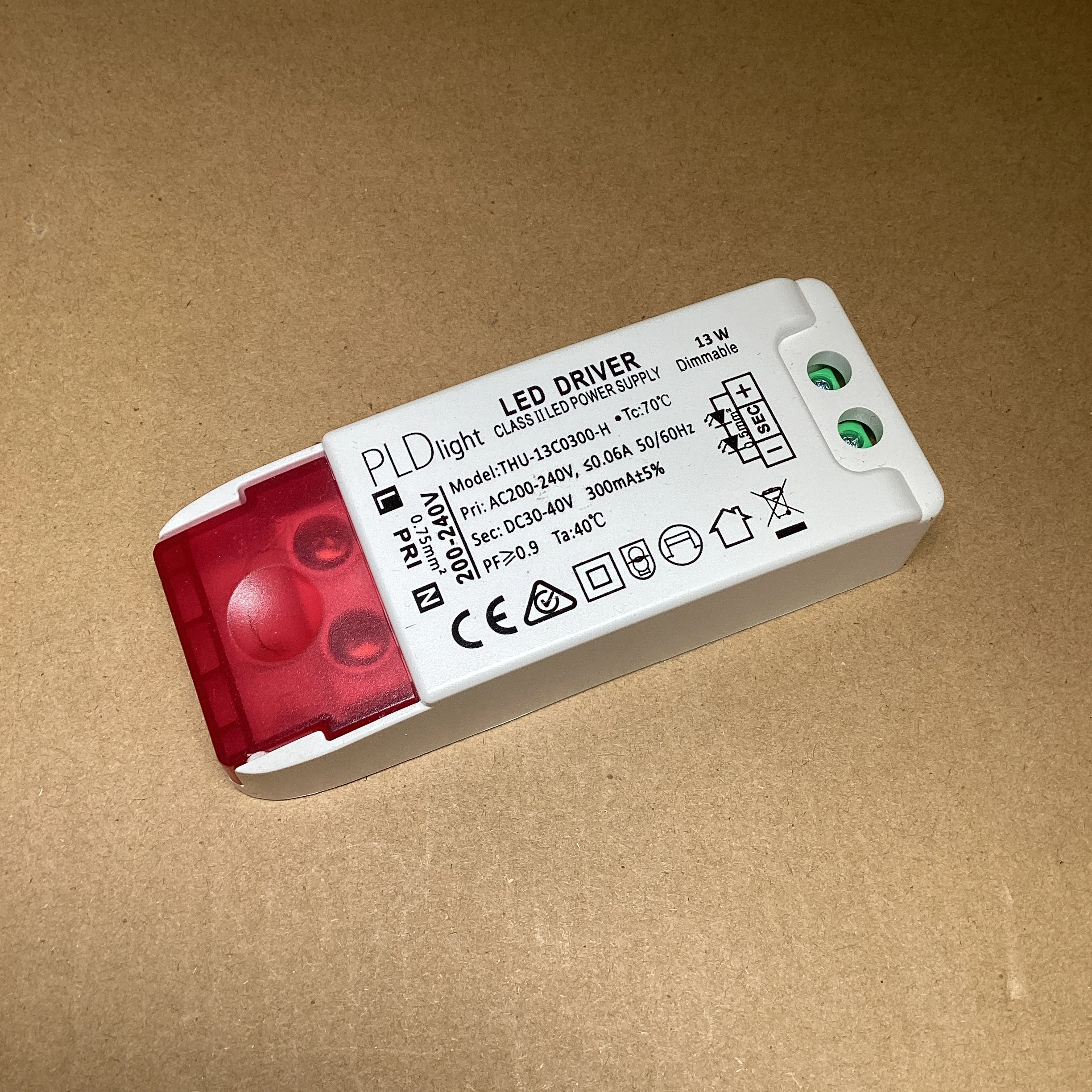 PF0.95 Flicker-free 12W Light Power Supply Adapter Accurate Constant Current 300mA Triac Dimmable for Spotlights LED Downlight