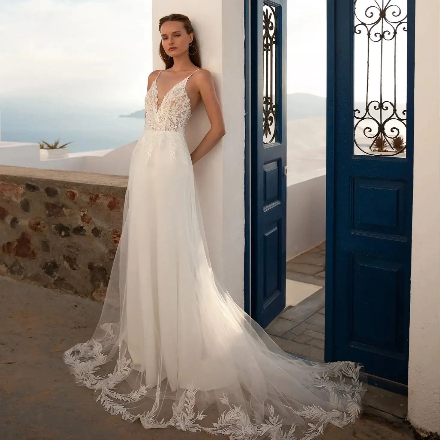 ボヘミアンサマーブライダルドレス女性用魅力的なAラインウェディングドレスレースアップリケ付きセクシーなカスタマイズされたVestidos De Mariee