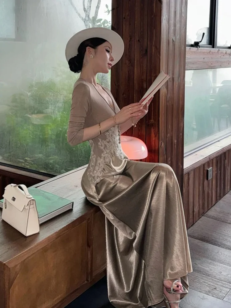 Ele الساتان طويل الدكتور للنساء عالية الخصر ألف خط صورة ظلية V-Ne عادية Ocn الفرنسية Sle ألياف البوليستر طويلة Sve