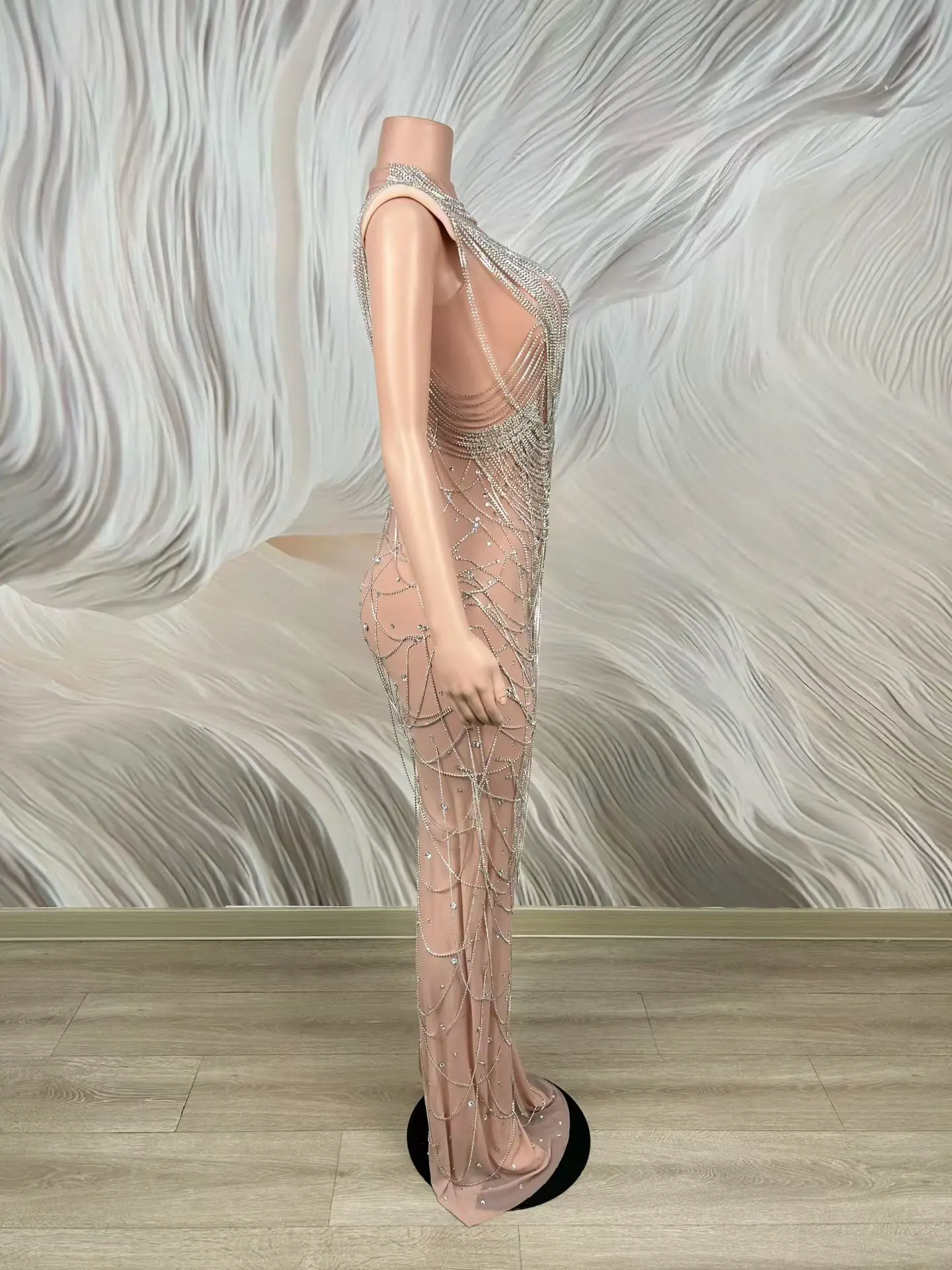 Mituan Fashion Women Silver Chain Dress Sexy See Through Mesh Long Skirt Luxury Evening Dress Bespoke Occasion Dress Prom Gowns
