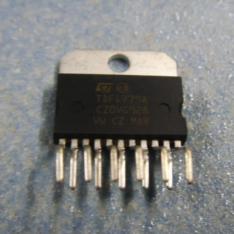 

LNBP20CR OPA541AP OPA549T TDF1778 TDF1779A TLE5250 TPIC2802KV VN410 R2S25400