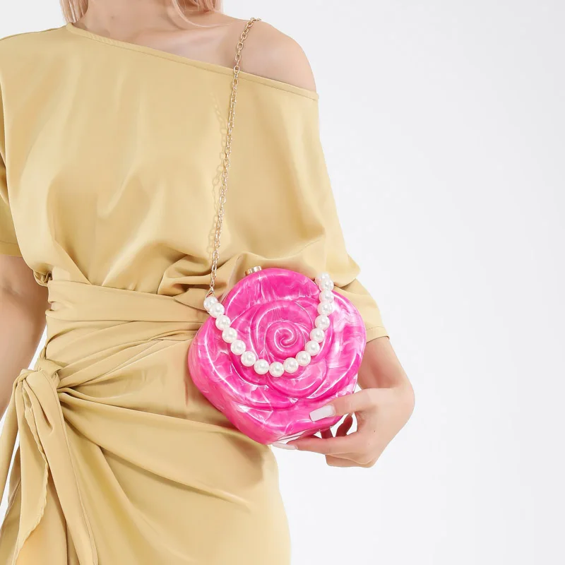 

Новые модные прозрачные акриловые квадратные сумки через плечо для женщин: суперстильные, индивидуальные, трендовые, с цепочками, кроссбоди