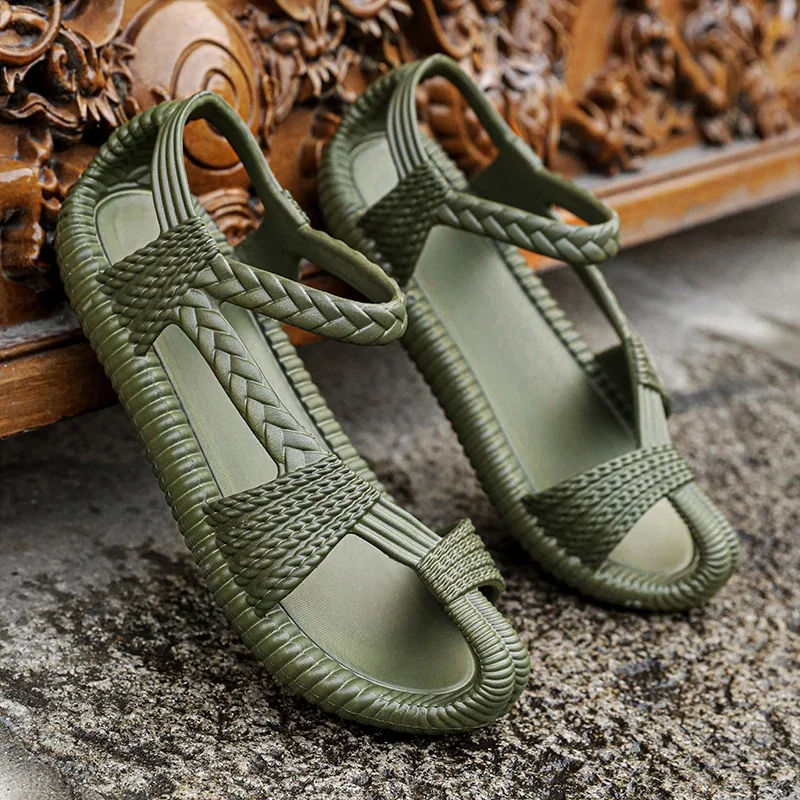 2024 New Fashionable and Personalized Men's EVA Sandals Summer Outdoor Beach Shoes SIZE 36-47 Versatile Comfortable AndCasual