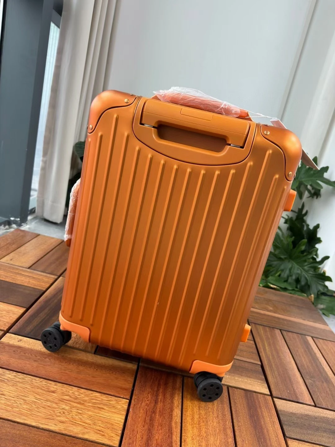 حقيبة سفر أساسية ذات سعة كبيرة حقيبة دوارة 25 حقيبة تروللي بعجلات جديدة حقيبة أعمال عصرية متعددة الوظائف