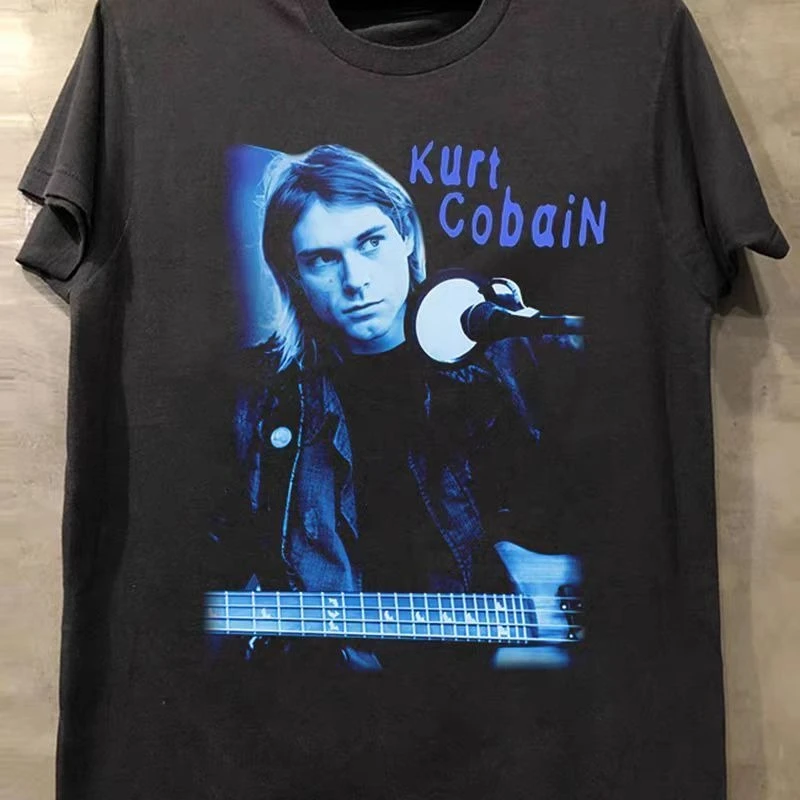 كورت كوبين الشباب كورت كوبين صورة الرجال والنساء الصيف قصيرة الأكمام تي شيرت شيك الثقيلة العصرية العلامة التجارية الأمريكية تي شيرت ريترو