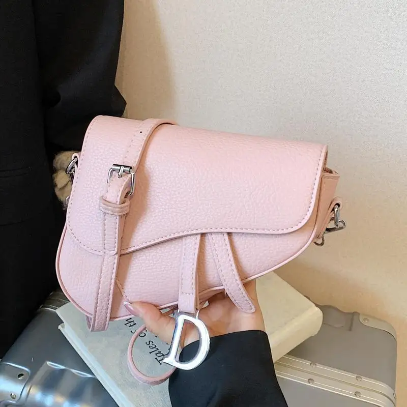 

2025 Niche Mini Bag, Minimalist Shoulder Purse for Women, Chic Crossbody Tote, Casual Day to Night Bag, Textured Sling Bag