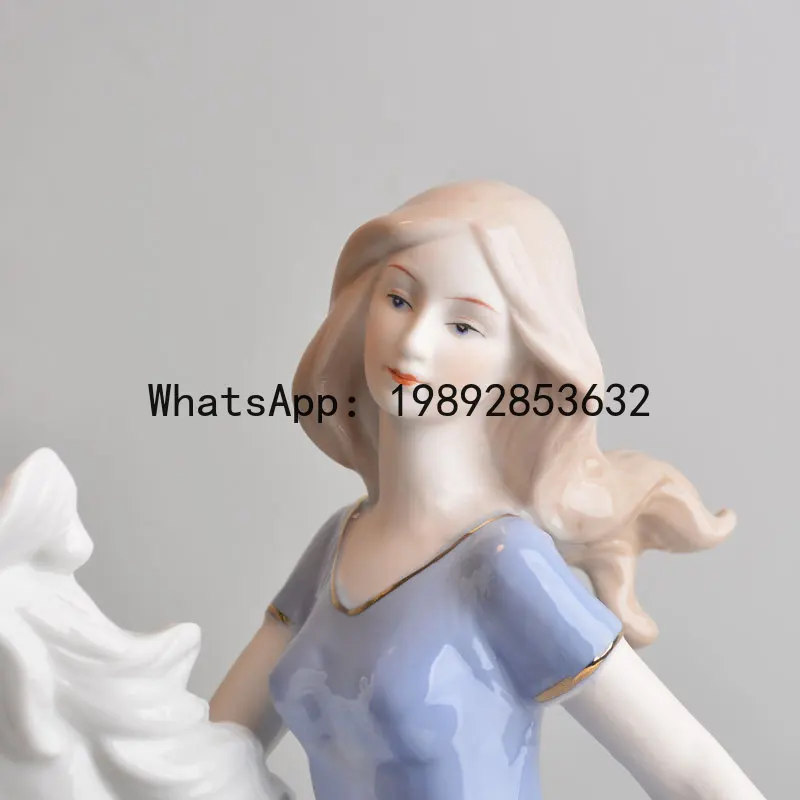 PYJ  European-style ceramic TV cabinet ornaments sitting room western girl riding decoration crafts