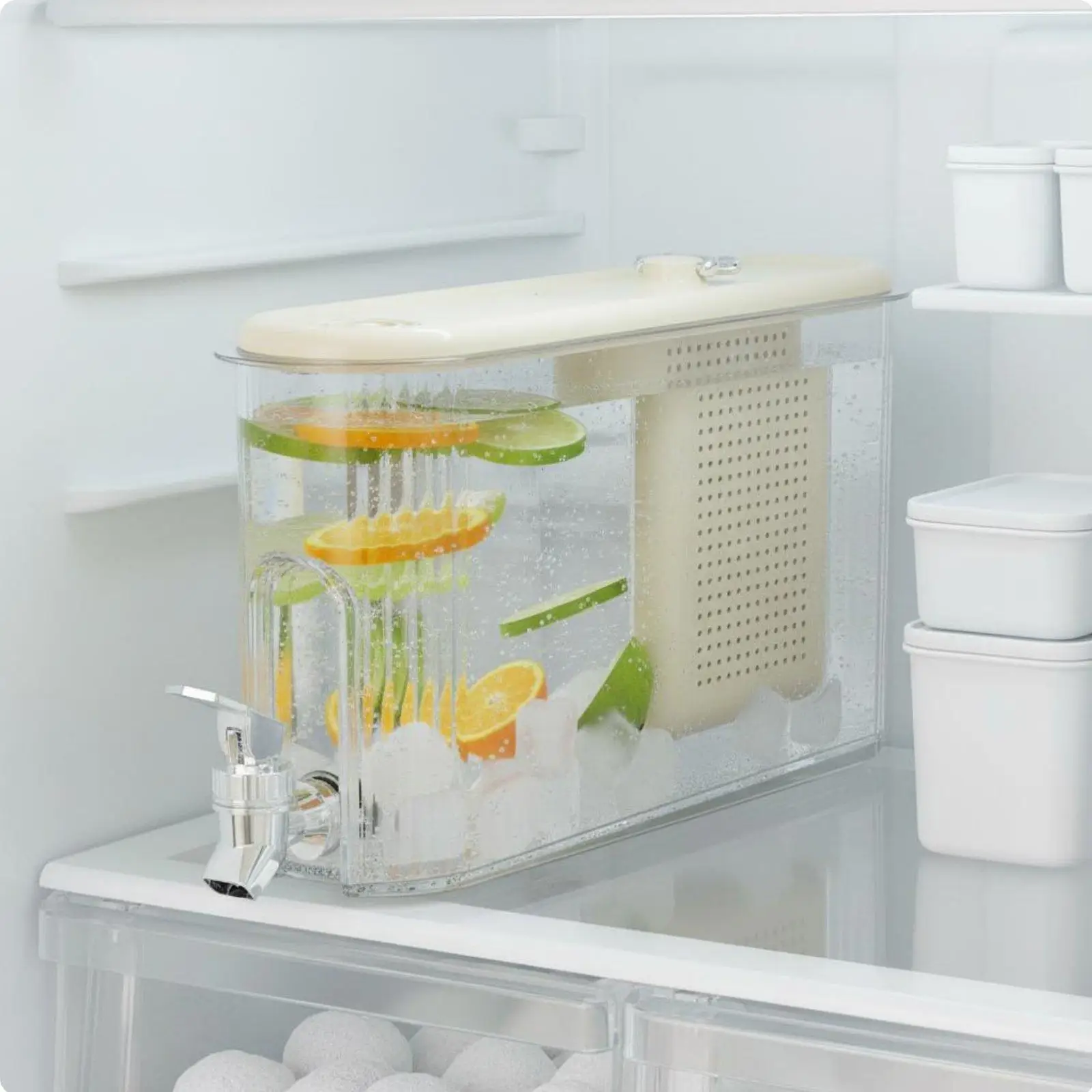 Beverage Dispenser with Lid and Faucet 4 Litre Fridge Iced Tea Juice Container for Family Functions
