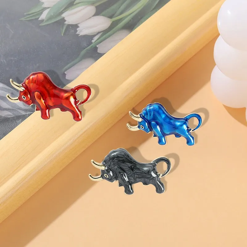 Duel Bull Exquisite Formal Wear Pins Custom Animals Brooches Lapel Badge Bag Cartoon Jewelry Gift for Kids Friends