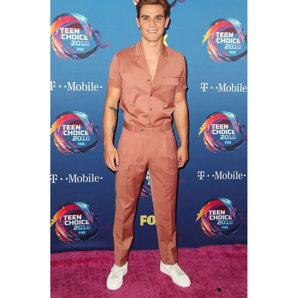 

Коричневый мужской костюм с вырезом на воротнике, высокое качество, комплект из двух предметов, куртка, брюки с короткими рукавами, однобортная мужская одежда, стильная классика