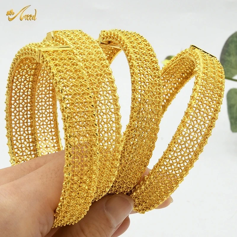 Luxuriöse afrikanische Dubai-Charm-Armreifen in 24k Goldfarbe für Damen, arabisches Brautarmband, nigerianisches Hochzeitsgeschenk, Schmuck für Partys