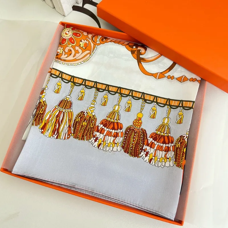 100% Mulberry Silk Scarf Women Fashion Comfortable Double Sided Print Square Scarf Shawl Spring Summer