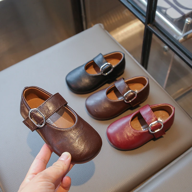

Кожаная обувь для девочек, весна-осень 2023, новая легкая детская обувь принцессы на мягкой подошве в стиле ретро, детская обувь с неглубоким носком