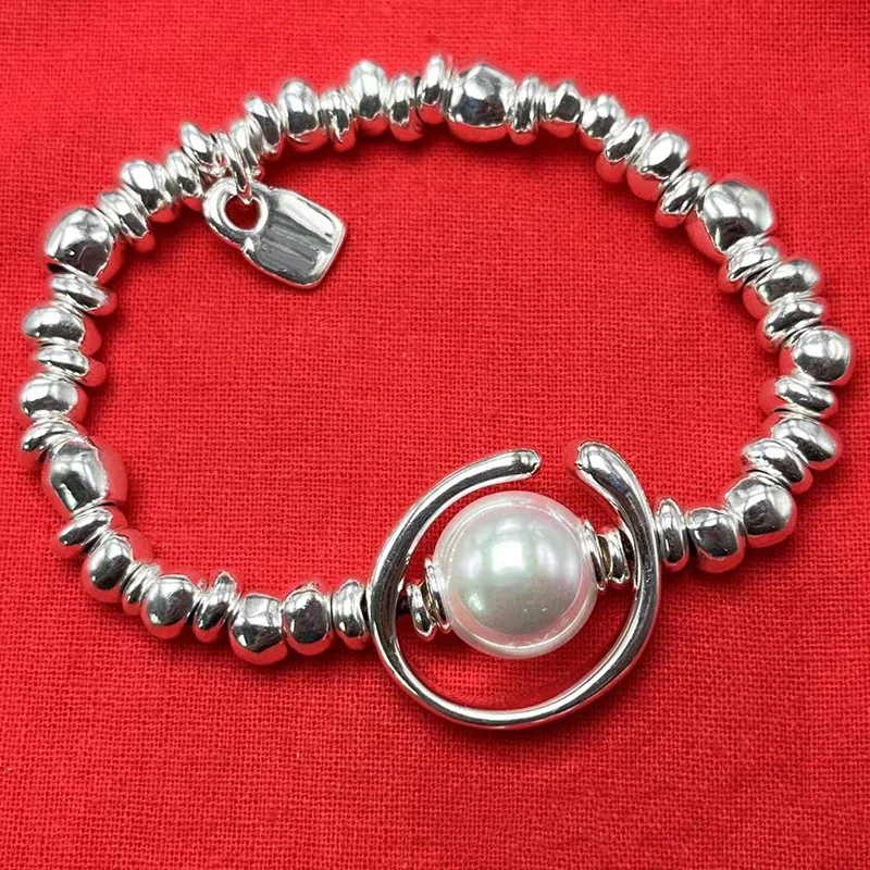 2026 Spain jewelry mixed style multi-element bracelet series luxury sweet and retro jewelry jewelry set view 3