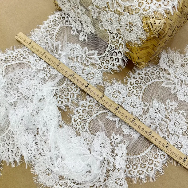Carriage Positioning Embroidery Lace Trim Hand Bone Line Classic Pattern Veil Wedding Dress Accessories