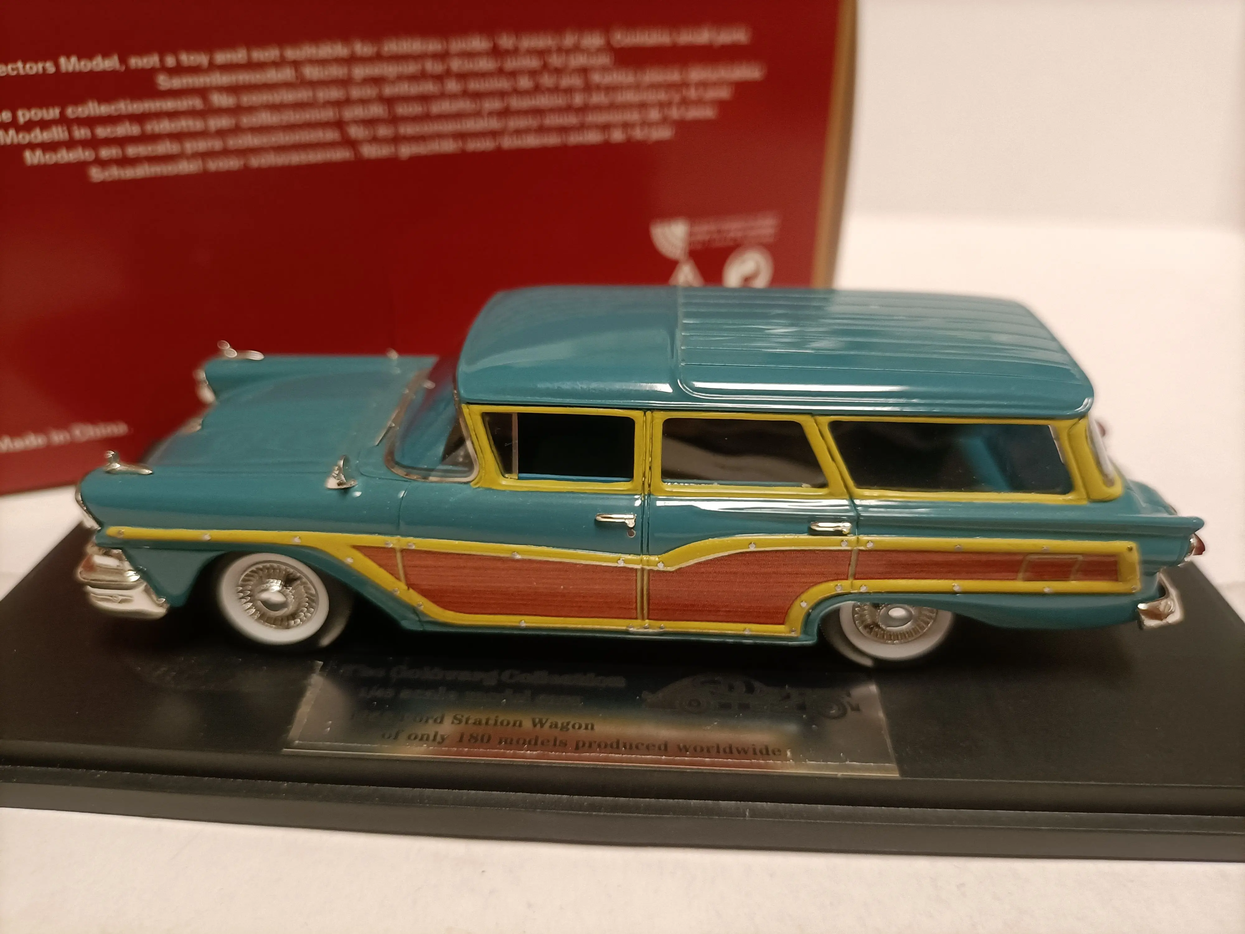 Goldvarg 1:43 Country Station 1958 Simulation Limited Edition Resin Metal Static Car Model Toy Gift