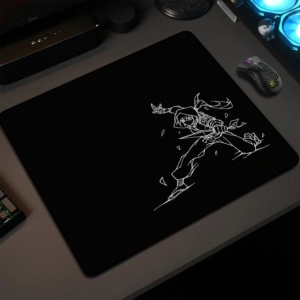 Kurosun Samurai Mouse Pad Small Black Mice Mats High Elastic Washable Non-slip Rubber Bottom with Precision Lock Edge Mousepads