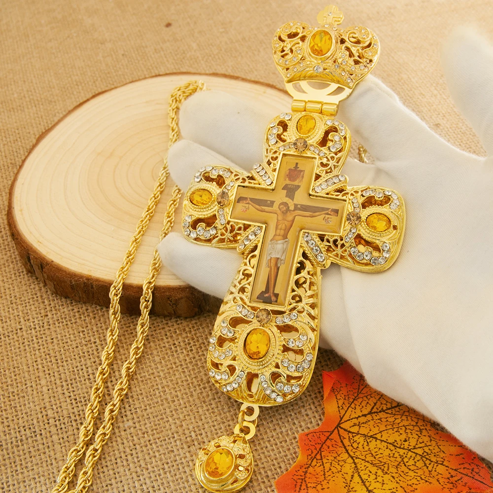 HTISOK Orthodoxes Kreuz-Anhänger, Zinklegierung Jesus-Anhänger, vergoldet mit gelben Edelsteinen und Strasssteinen, Geschenkbox Priesterkreuz – Detail 7