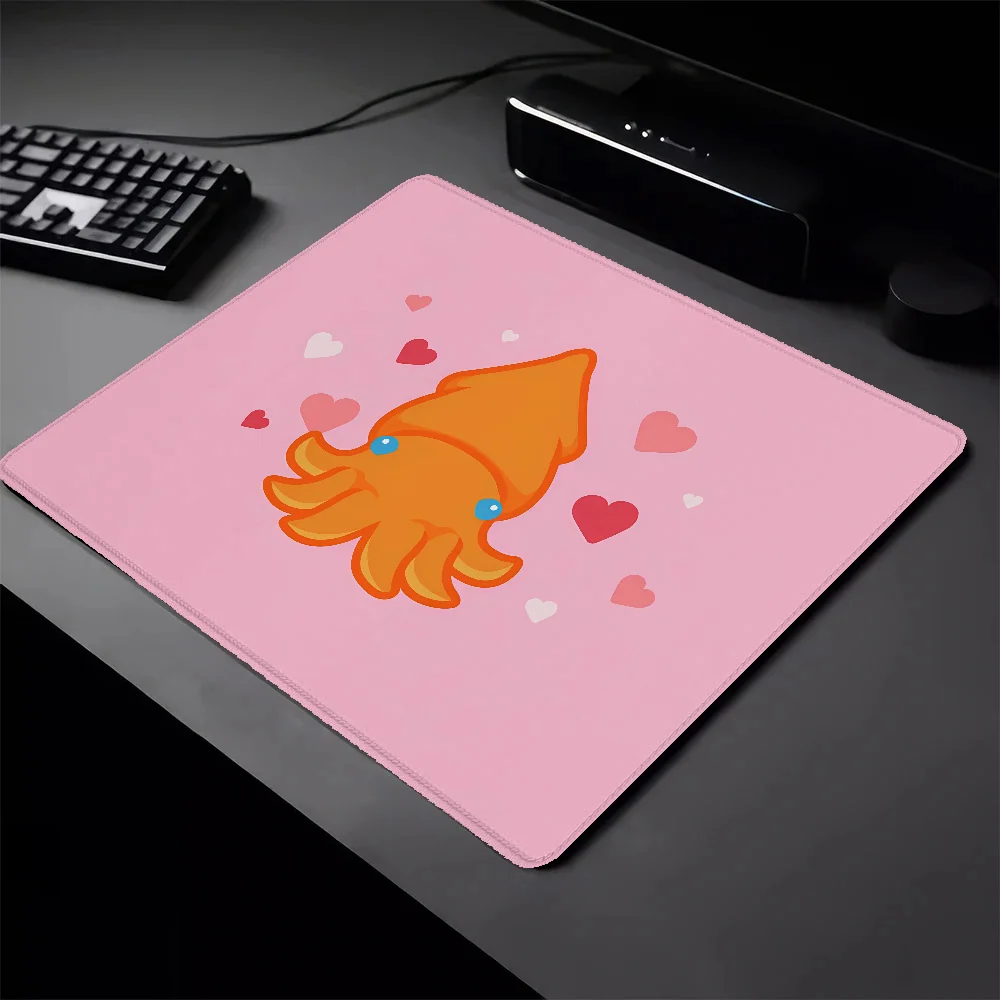 Small Keyboard Pad Mouse Ped a Kraken Valentine Pc Gaming Accessories Gamer Cabinet Rubber Mat Deskmat Mausepad Pad on the Table