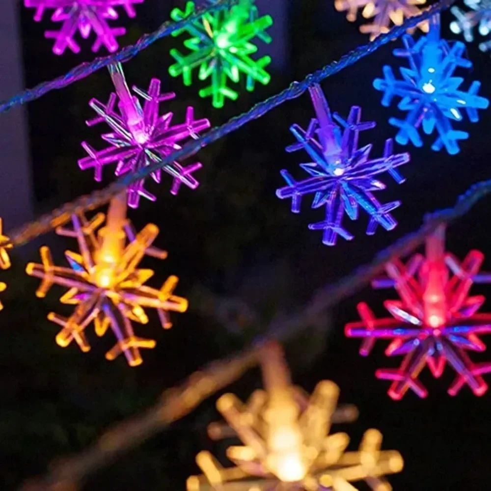 Fiocco di neve solare Lucine a LED Lampada natalizia Giardino esterno Decorazioni per albero di Natale Ghirlanda Decorazione per la casa della festa nuziale