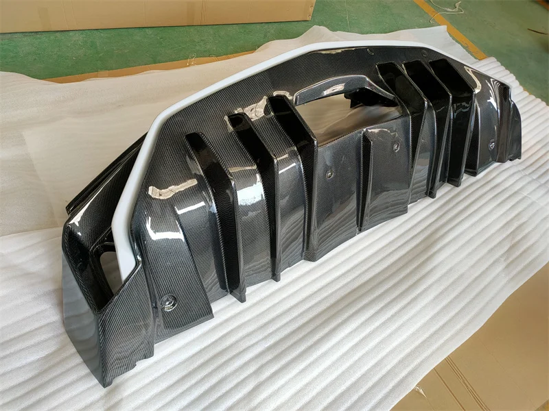 for Aventador LP700 720 750 Upgraded SV Model New Semi Carbon Fiber Rear Bumper Body Kit with Screws Included 3