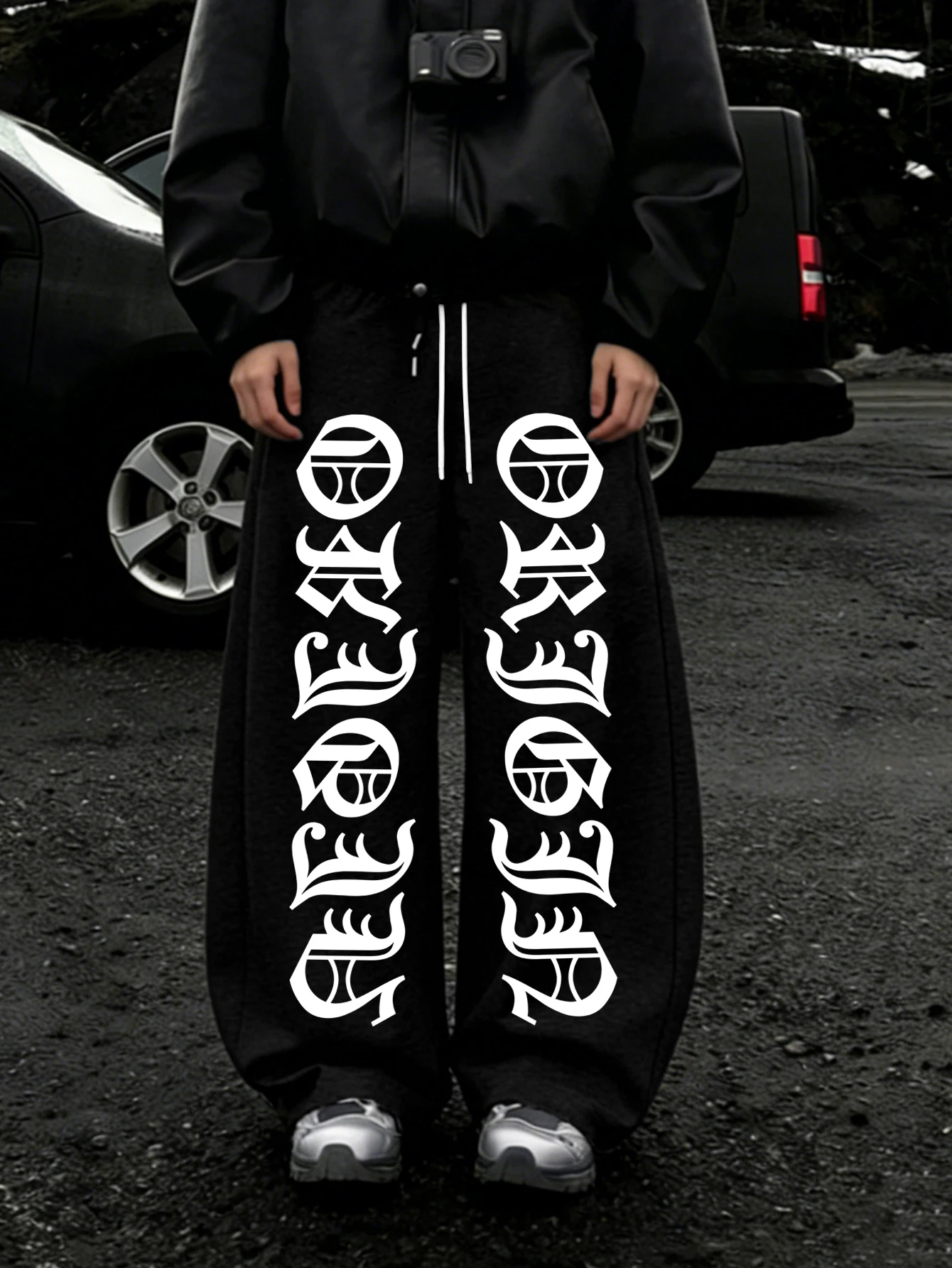 Men Y2K Dark Gothic Streetwear Sweatpants, Vertical Old‑English Gothic Letter Symmetrical Double Side Print DrawstringLooseBaggy