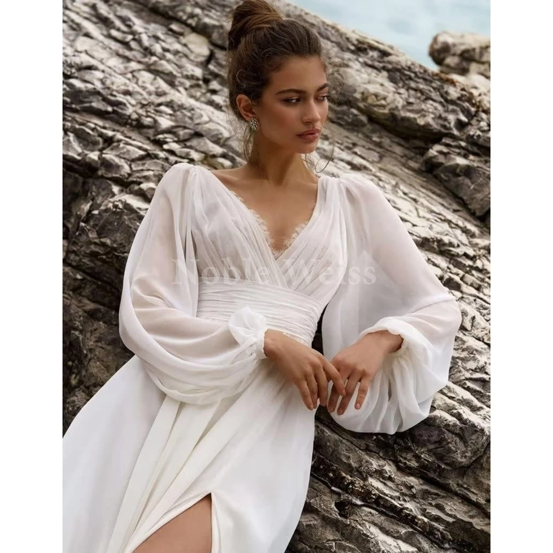 Preciosos vestidos de novia de gasa con cuello en V para novia, vestidos de boda de playa de encaje plisado de manga larga personalizados