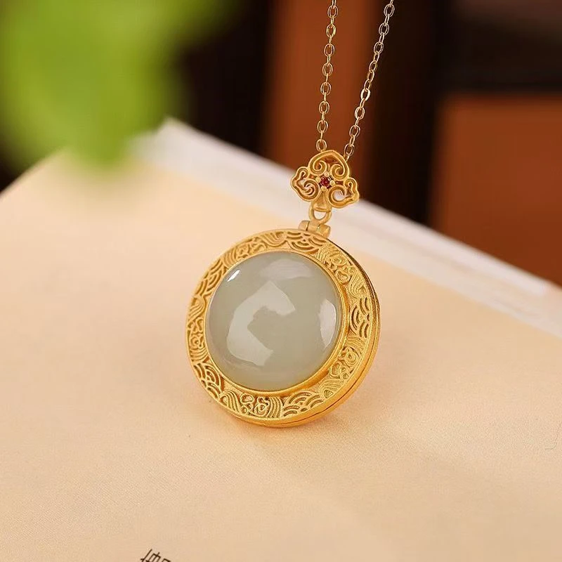 Vintage crafts, high-quality 925 silver plated Hotan Jade pendant, accessories, auspicious accessories, exquisite gifts