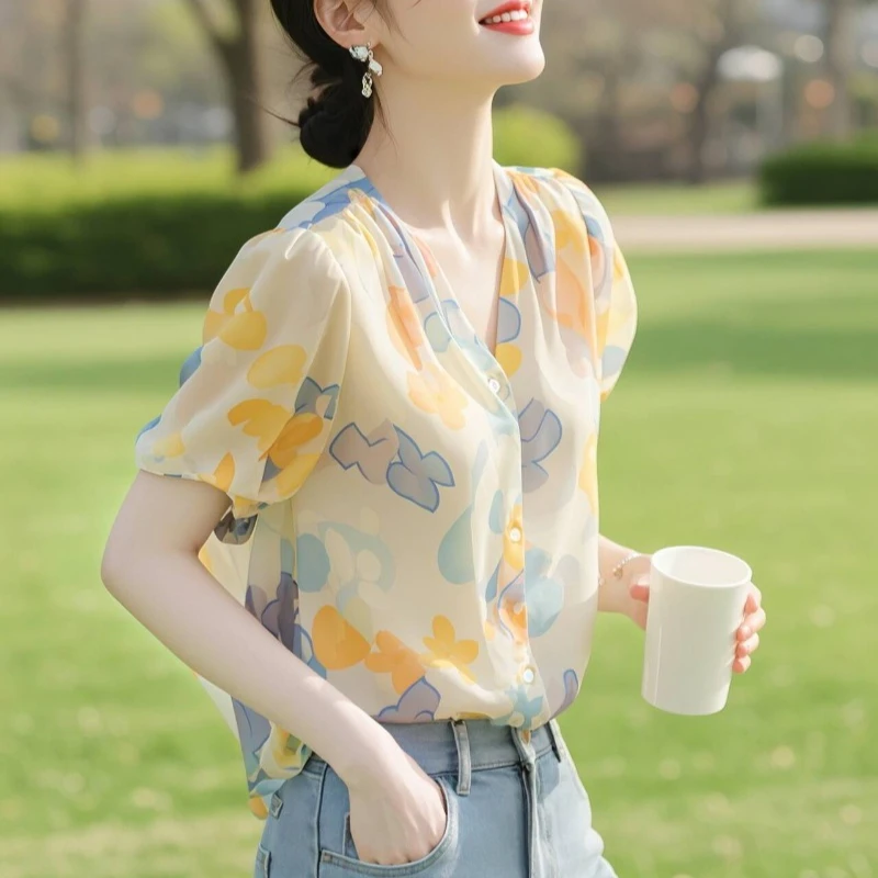 

Vintage Women's Shirts Korean Shirts Fashion V-neck Loose Spring/summer Clothing Printed Short Sleeve Women Tops