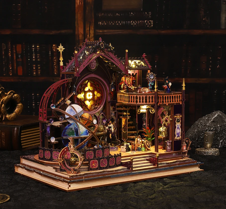 Diy Doll Miniature House Kit Wooden Casa Dollhouse Furniture Light Handmade Assembly Miniature Toys Birthday Gifts Jewelry Store