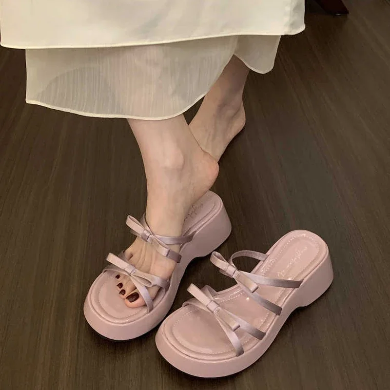 

Fashion Slippers for Women Butterfly-knot Platform Heel Women Slippers Dress Street Style Slides Summer Ladies Outdoor Sandalias