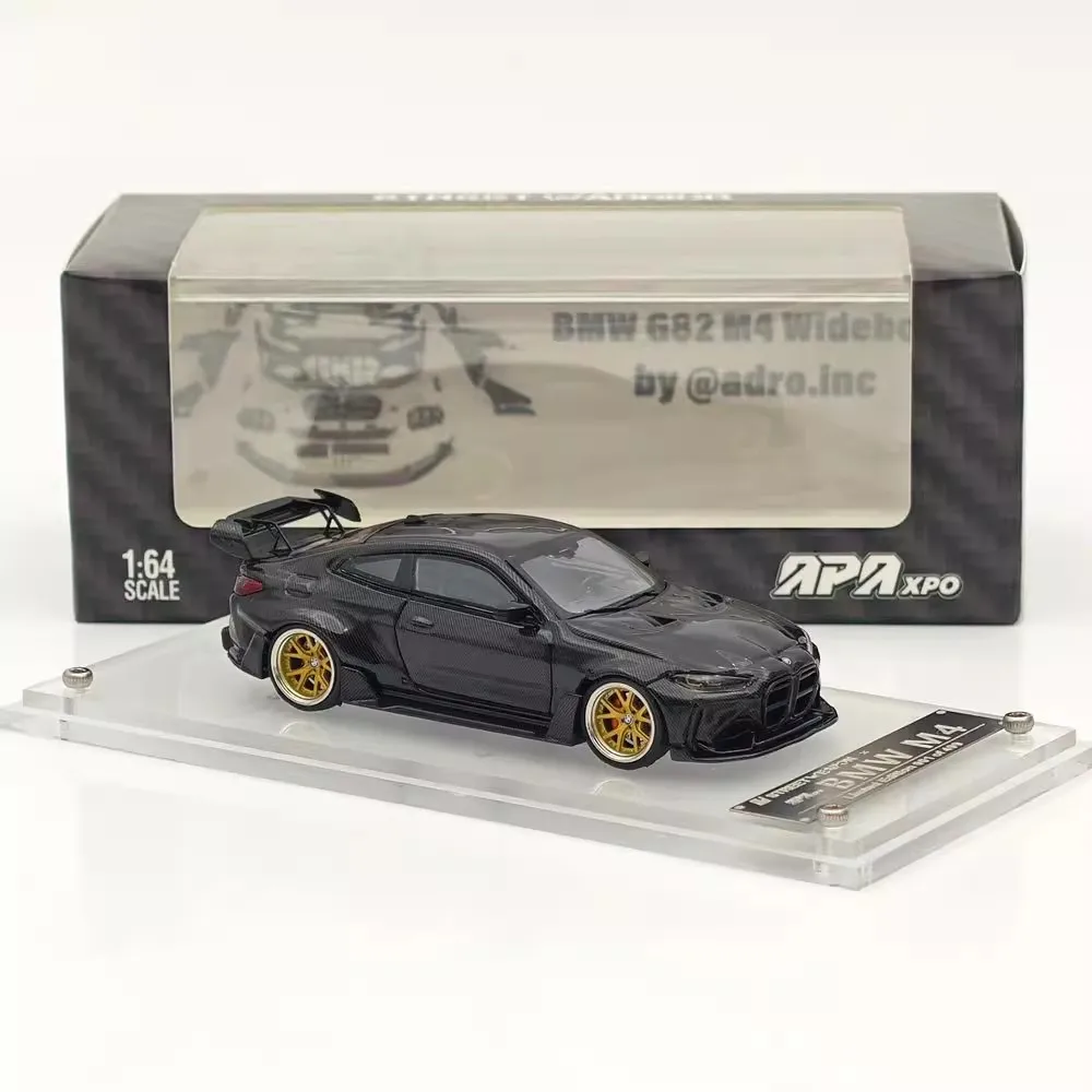 

Литой под давлением SW масштаб 1:64 BMW M4 G82 ADRO BODY KIT Широкая полностью карбоновая ограниченная серия модель автомобиля из сплава