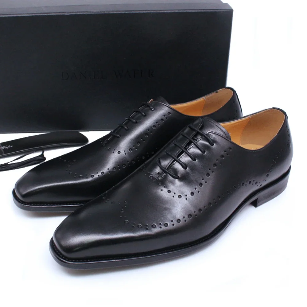 2024 Classic Mens Oxford Dress Shoes Real Leather Brogue Wingtip Lace Up Black Brown Office Business Formal Shoes for Men