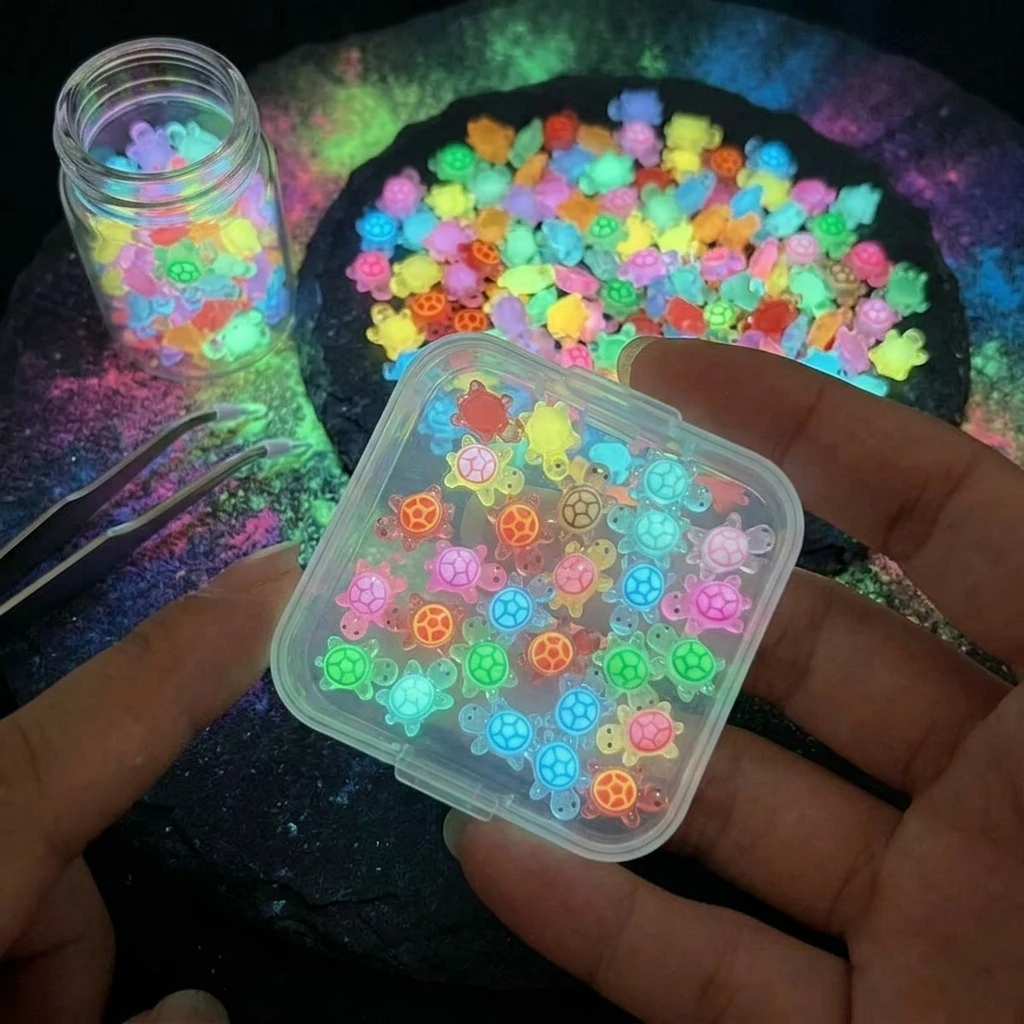 Nail Art Motif - 100 peças de mini tartarugas luminosas,